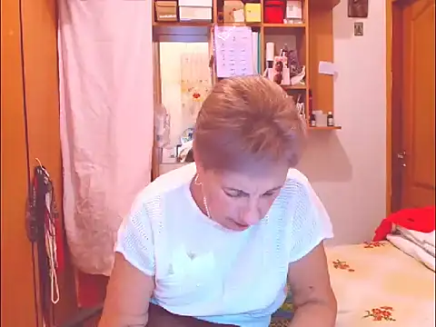 Snapshot of Victoria5643 chatting on 09-15-25, 07:25 Victoria5643 online show from 09-15-25, 07:25