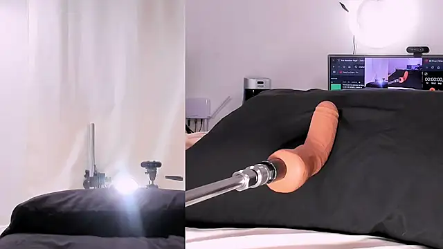 Snapshot of Criistal_Thompson chatting on 01-15-25, 07:44 Criistal Thompson online show from 01-15-25, 07:44