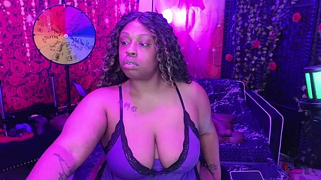Snapshot of cheriserozequeen chatting on 03-21-26, 03:59 cheriserozequeen online show from 03-21-26, 03:59
