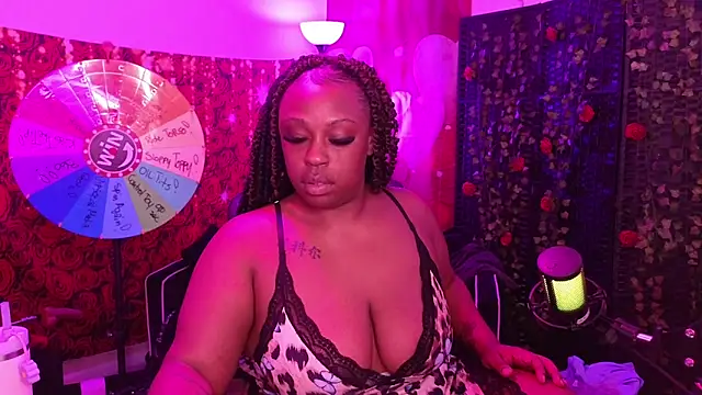 Snapshot of cheriserozequeen chatting on 05-02-26, 06:13 cheriserozequeen online show from 05-02-26, 06:13