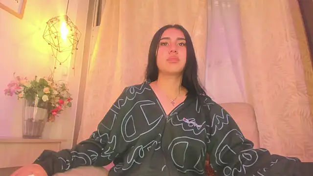 Snapshot of Chanttall_ chatting on 12-16-24, 09:03 Chanttall  online show from 12-16-24, 09:03