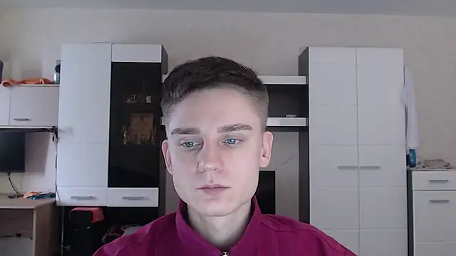 Snapshot of angryzan chatting on 12-27-24, 06:46 angryzan online show from 12-27-24, 06:46