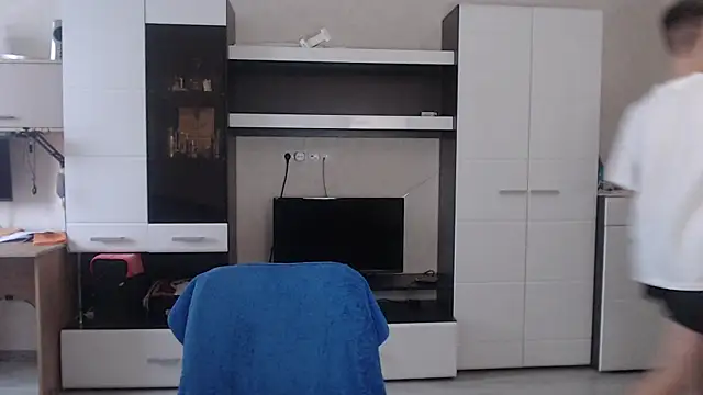 Snapshot of angryzan chatting on 01-15-25, 07:05 angryzan online show from 01-15-25, 07:05