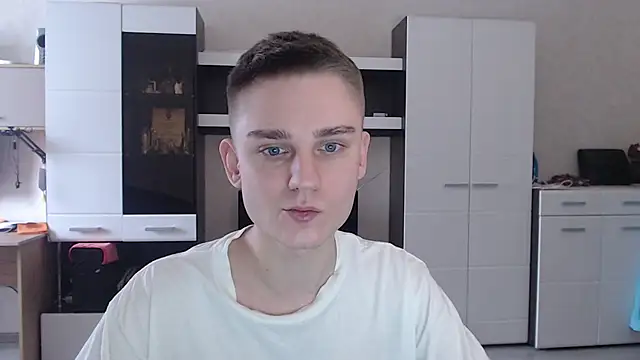 Snapshot of angryzan chatting on 01-16-25, 07:07 angryzan online show from 01-16-25, 07:07