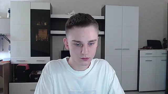 Snapshot of angryzan chatting on 01-21-25, 07:26 angryzan online show from 01-21-25, 07:26