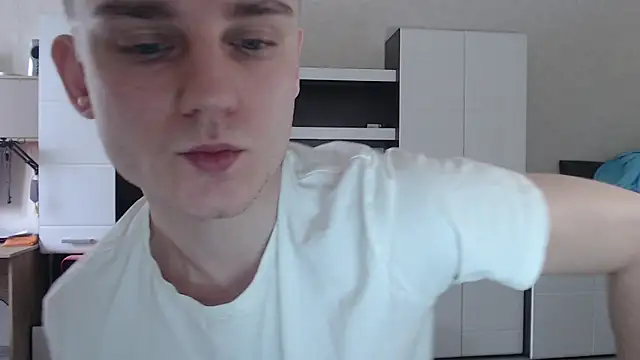 Snapshot of angryzan chatting on 01-23-25, 07:11 angryzan online show from 01-23-25, 07:11