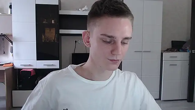 Snapshot of angryzan chatting on 01-24-25, 07:08 angryzan online show from 01-24-25, 07:08