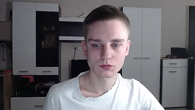 Snapshot of angryzan chatting on 01-27-25, 03:47 angryzan online show from 01-27-25, 03:47