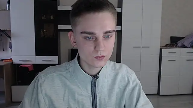 Snapshot of angryzan chatting on 01-29-25, 11:20 angryzan online show from 01-29-25, 11:20