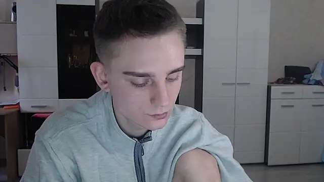 Snapshot of angryzan chatting on 01-30-25, 10:08 angryzan online show from 01-30-25, 10:08