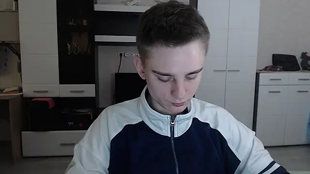 Snapshot of angryzan chatting on 02-05-25, 05:20 angryzan online show from 02-05-25, 05:20