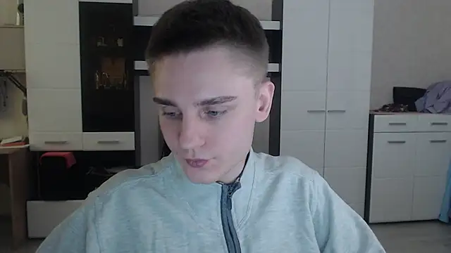 Snapshot of angryzan chatting on 02-07-25, 07:50 angryzan online show from 02-07-25, 07:50