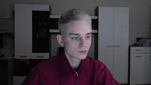 Snapshot of angryzan chatting on 02-12-25, 04:44 angryzan online show from 02-12-25, 04:44