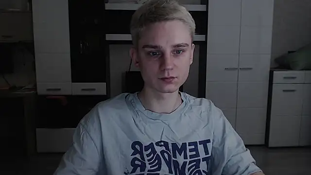 Snapshot of angryzan chatting on 02-28-25, 04:32 angryzan online show from 02-28-25, 04:32