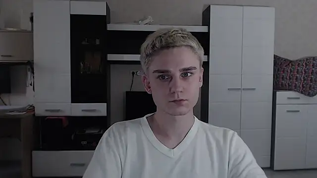 Snapshot of angryzan chatting on 03-14-25, 04:21 angryzan online show from 03-14-25, 04:21