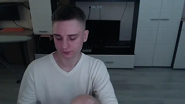 Snapshot of angryzan chatting on 09-30-25, 06:07 angryzan online show from 09-30-25, 06:07