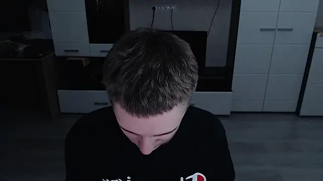 Snapshot of angryzan chatting on 10-14-25, 05:19 angryzan online show from 10-14-25, 05:19