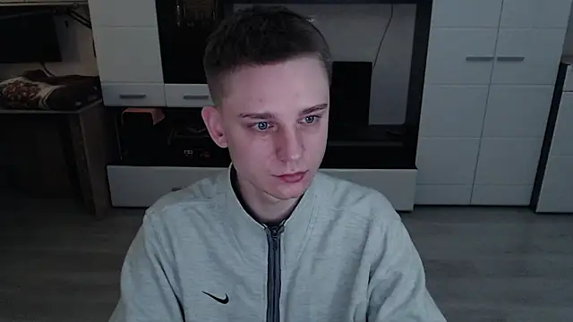 Snapshot of angryzan chatting on 10-15-25, 05:18 angryzan online show from 10-15-25, 05:18