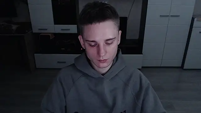 Snapshot of angryzan chatting on 10-28-25, 05:11 angryzan online show from 10-28-25, 05:11