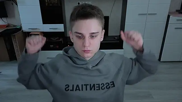 Snapshot of angryzan chatting on 11-24-25, 06:13 angryzan online show from 11-24-25, 06:13