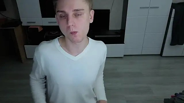 Snapshot of angryzan chatting on 11-29-25, 11:30 angryzan online show from 11-29-25, 11:30