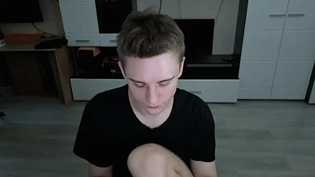 Snapshot of angryzan chatting on 12-02-25, 08:08 angryzan online show from 12-02-25, 08:08