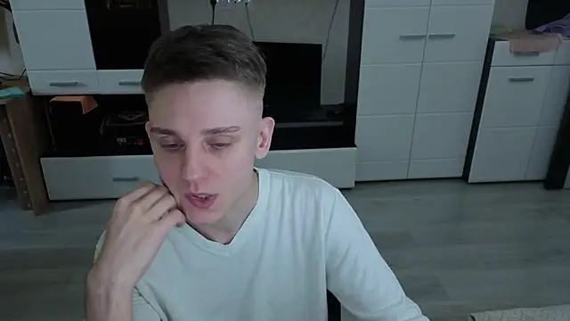 Snapshot of angryzan chatting on 01-12-26, 07:02 angryzan online show from 01-12-26, 07:02