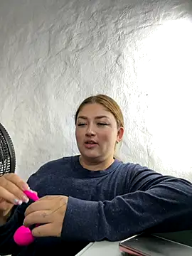 Snapshot of Sofia_Queen17 chatting on 10-09-25, 01:25 Sofia Queen17 online show from 10-09-25, 01:25