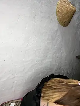 Snapshot of Sofia_Queen17 chatting on 10-10-25, 11:15 Sofia Queen17 online show from 10-10-25, 11:15