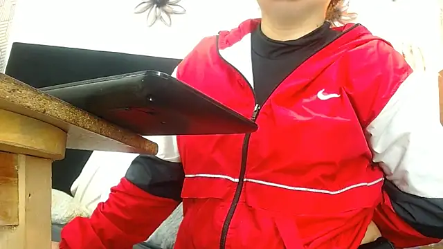 Snapshot of hairy_pussywet chatting on 12-12-24, 03:10 hairy pussywet online show from 12-12-24, 03:10