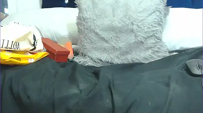 Snapshot of hairy_pussywet chatting on 01-19-25, 01:10 hairy pussywet online show from 01-19-25, 01:10