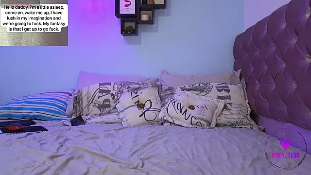 Peggy Funn online show from 01-07-25, 04:39