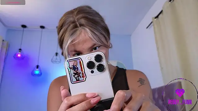 Peggy Funn online show from 01-19-25, 01:10