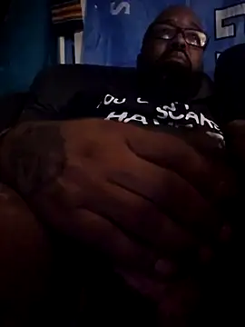 Snapshot of GallowayGooch1085 chatting on 03-25-26, 02:06 GallowayGooch1085 online show from 03-25-26, 02:06