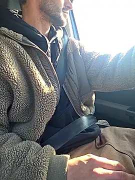 Zeefy online show from 03-18-26, 08:06