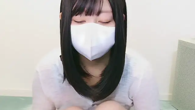 Snapshot of YUTSU_KI chatting on 09-26-25, 04:00 YUTSU KI online show from 09-26-25, 04:00