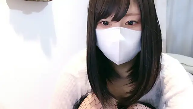 Snapshot of YUTSU_KI chatting on 05-11-26, 10:21 YUTSU KI online show from 05-11-26, 10:21