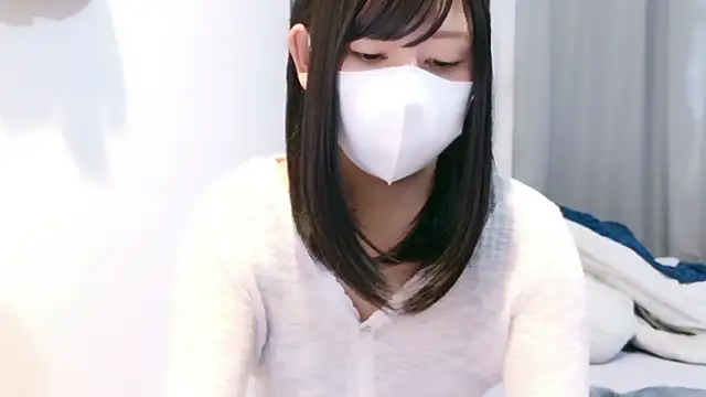 Snapshot of YUTSU_KI chatting on 05-27-26, 04:04 YUTSU KI online show from 05-27-26, 04:04