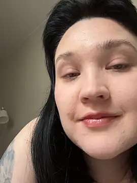 Snapshot of smartandamazing chatting on 03-01-25, 10:45 smartandamazing online show from 03-01-25, 10:45