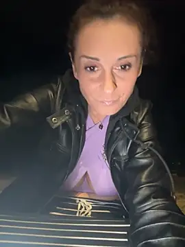 therealbeverlycious online show from 03-08-26, 10:02