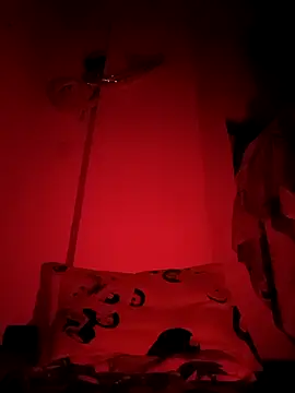 Snapshot of juanalge26 chatting on 02-15-26, 01:35 juanalge26 online show from 02-15-26, 01:35