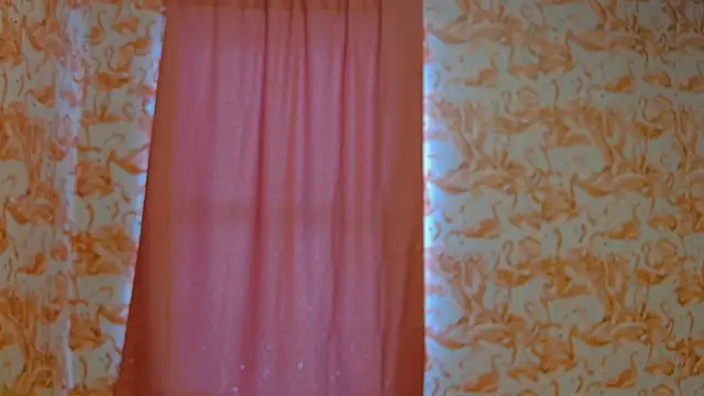 strawberrysmoothie online show from 01-03-25, 07:07