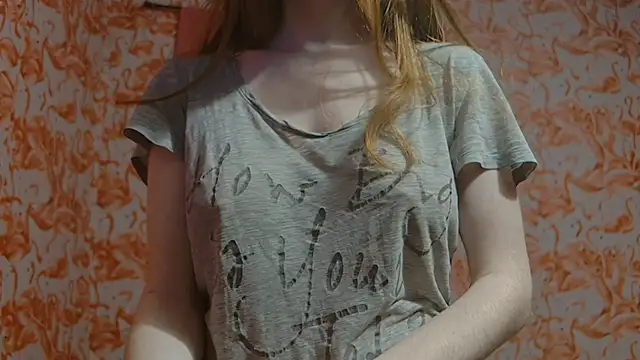 strawberrysmoothie online show from 02-13-25, 12:35