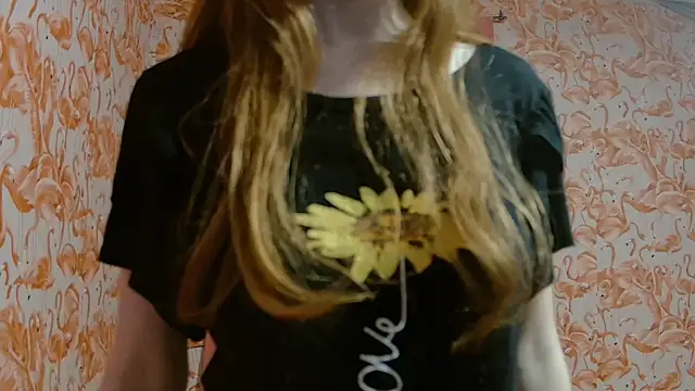 strawberrysmoothie online show from 09-18-25, 02:35