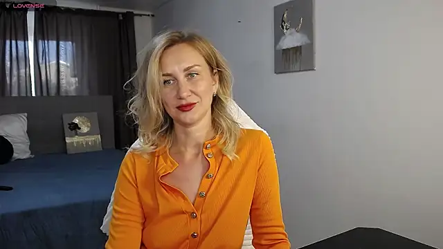 Snapshot of Vanessa_Nowak chatting on 07-21-26, 02:52 Vanessa Nowak online show from 07-21-26, 02:52