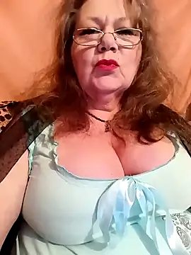 Snapshot of Snezhana chatting on 01-12-25, 11:15 Snezhana online show from 01-12-25, 11:15