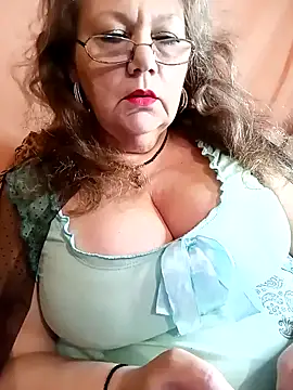 Snapshot of Snezhana chatting on 01-18-25, 07:04 Snezhana online show from 01-18-25, 07:04