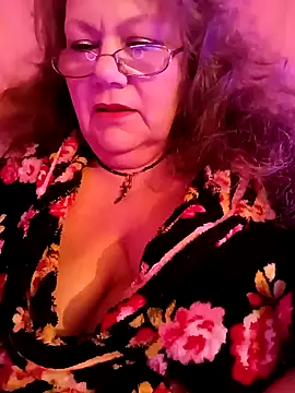 Snapshot of Snezhana chatting on 02-14-25, 04:58 Snezhana online show from 02-14-25, 04:58