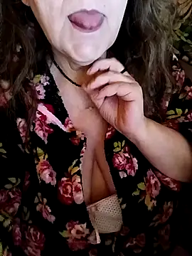 Snapshot of Snezhana chatting on 02-21-25, 06:15 Snezhana online show from 02-21-25, 06:15