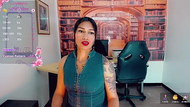 khiara moretti online show from 03-06-25, 07:43